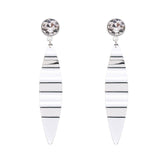 Ohrring - schmales Oval mit Streifen - Fox by Ren